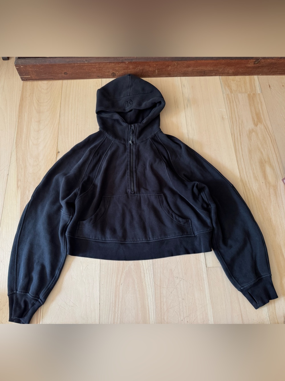 Lululemon scuba cropped half zip hoodie